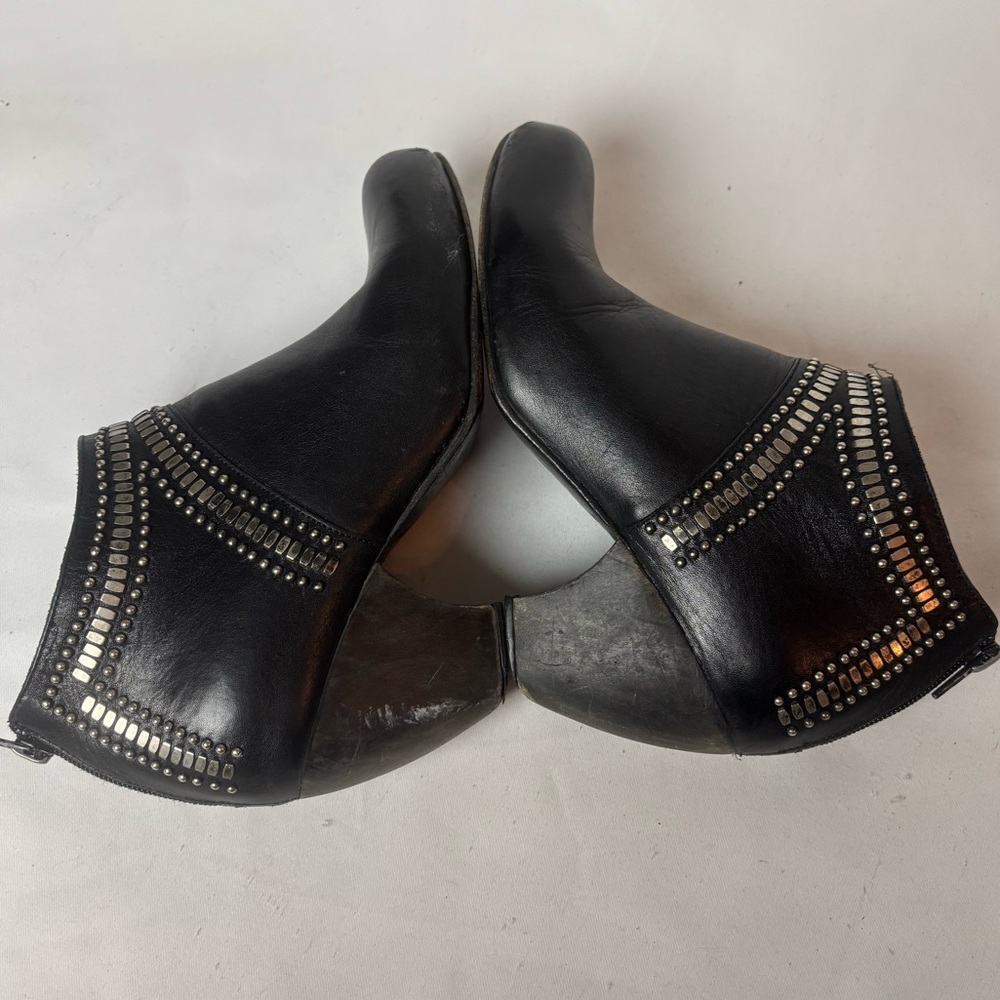 Calleen Cordero Black Leather Studded Booties Sculpted Heel Women’s Sz 8 - Picture 6 of 11